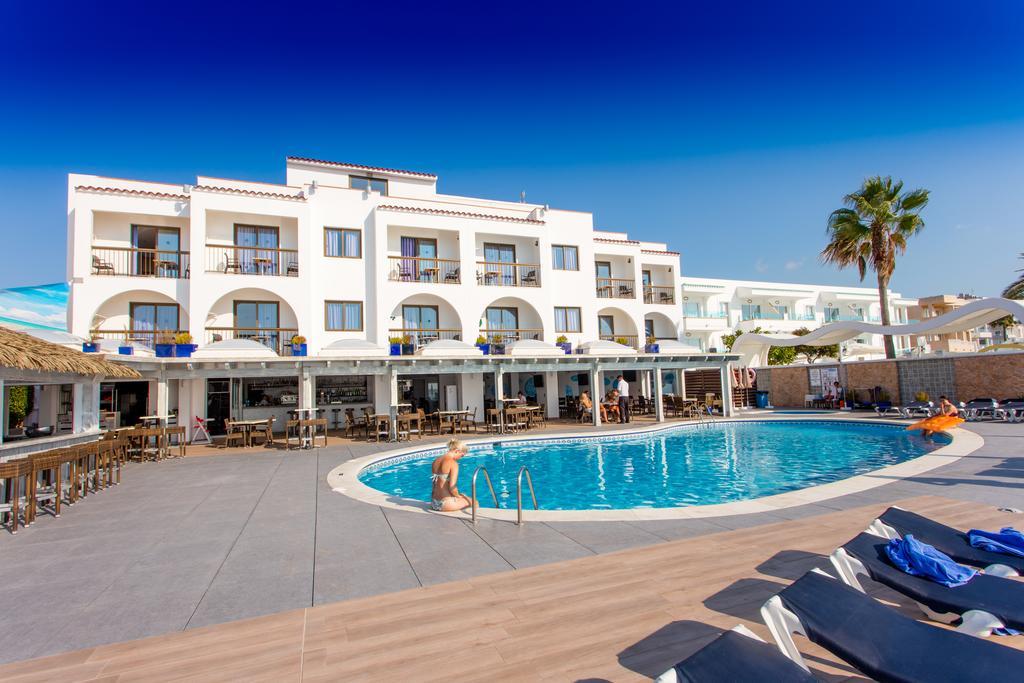 Apartamentos Sal Rossa Ibiza Town Exterior photo